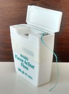 Flossing as part of your daily routine, also in Jerusalem.